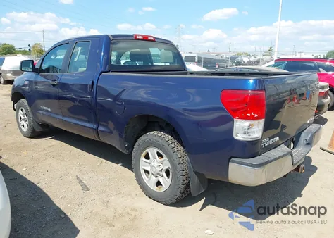 2010 Toyota Tundra Grade 5.7L V8 z USA, uszkodzony, nr VIN 5TFUW5F18AX144529